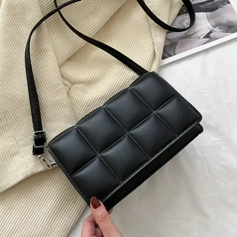 NOREVIA LUXURY QUILTED SHOULDER BAG